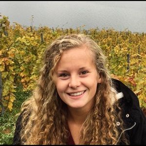 Meet your Posher, Emma