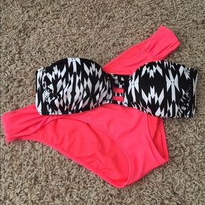 Victoria's Secret Geo Print Bandeau Bikini Top