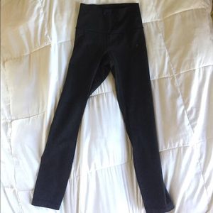 Lululemon Black Regular Wunder-Unders