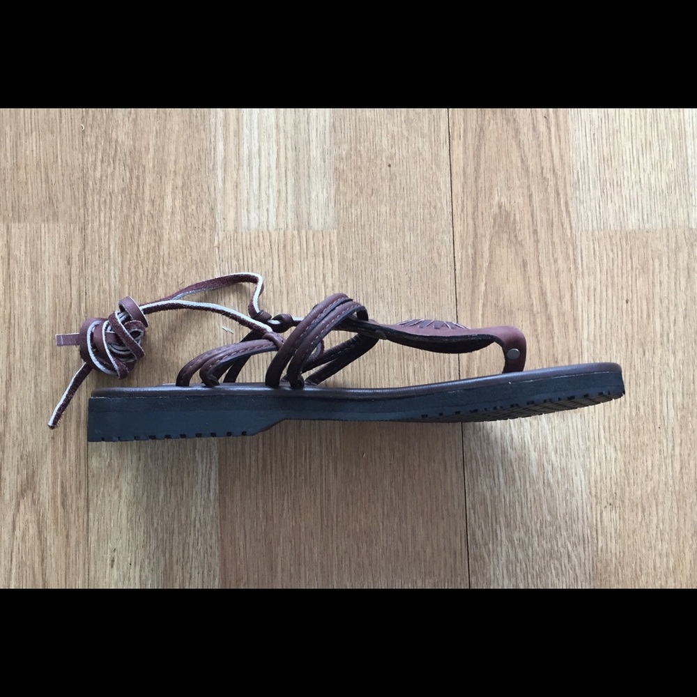 Boho Hand-Crafted Leather Wrap Sandals - Picture 3 of 5