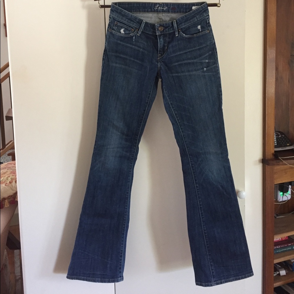 Levi's Demi Curve Bootcut. Size 25.