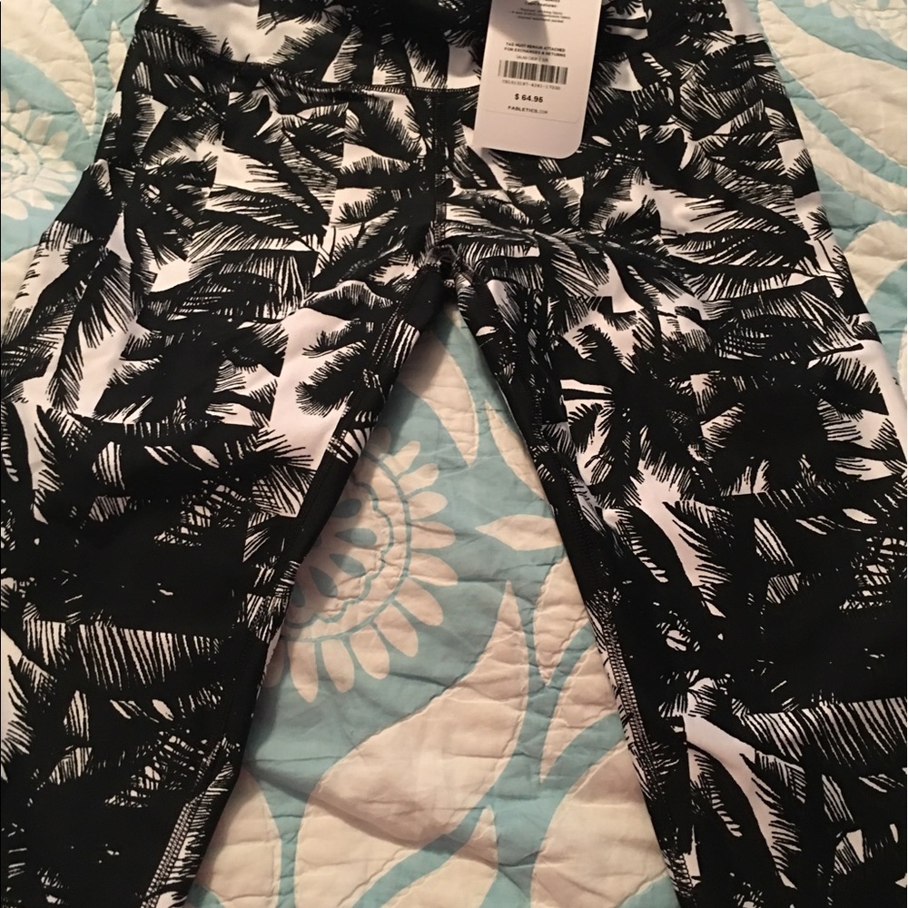 Fabletics crops