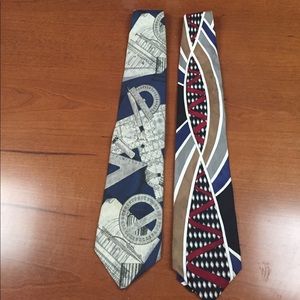 Bundle of two men's silk neckties