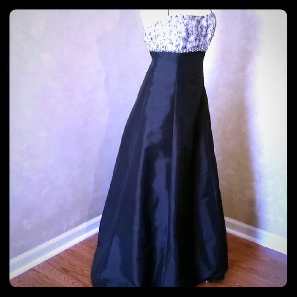 Beautiful formal dress.