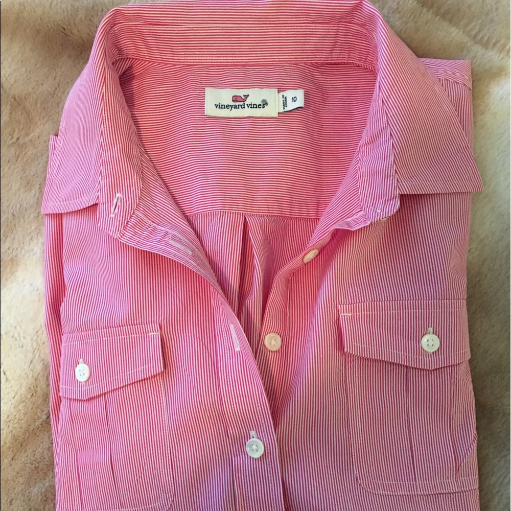 🌺 Vineyard vines striped tunic