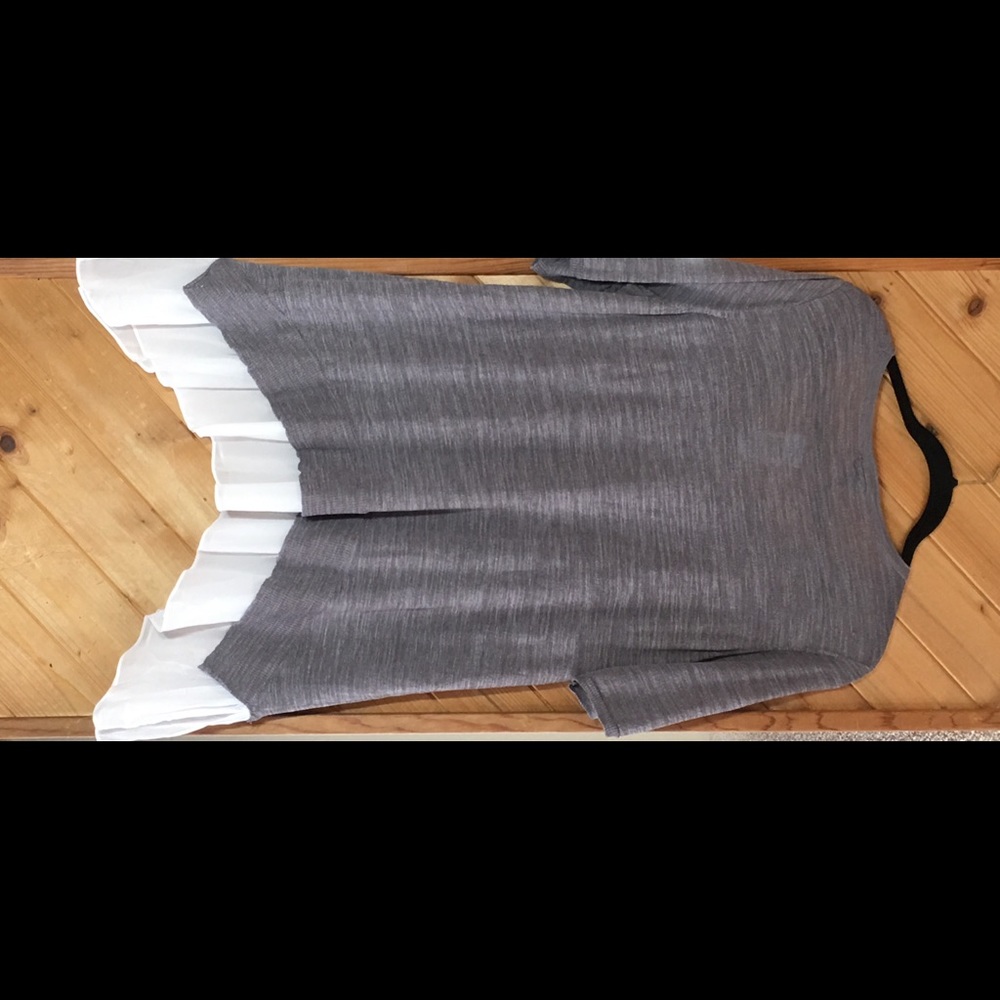 Sharkbite Sweater - Picture 3 of 5