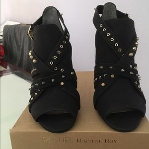 8 1/2 black studded heels