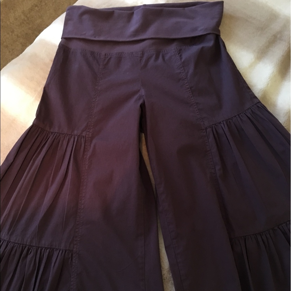 XCVI plum side tier palazzo crop