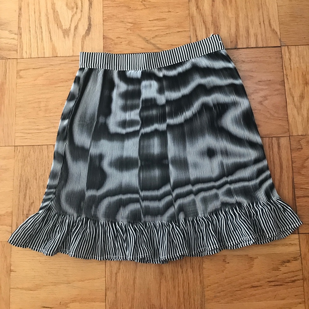 Byblos Skirt