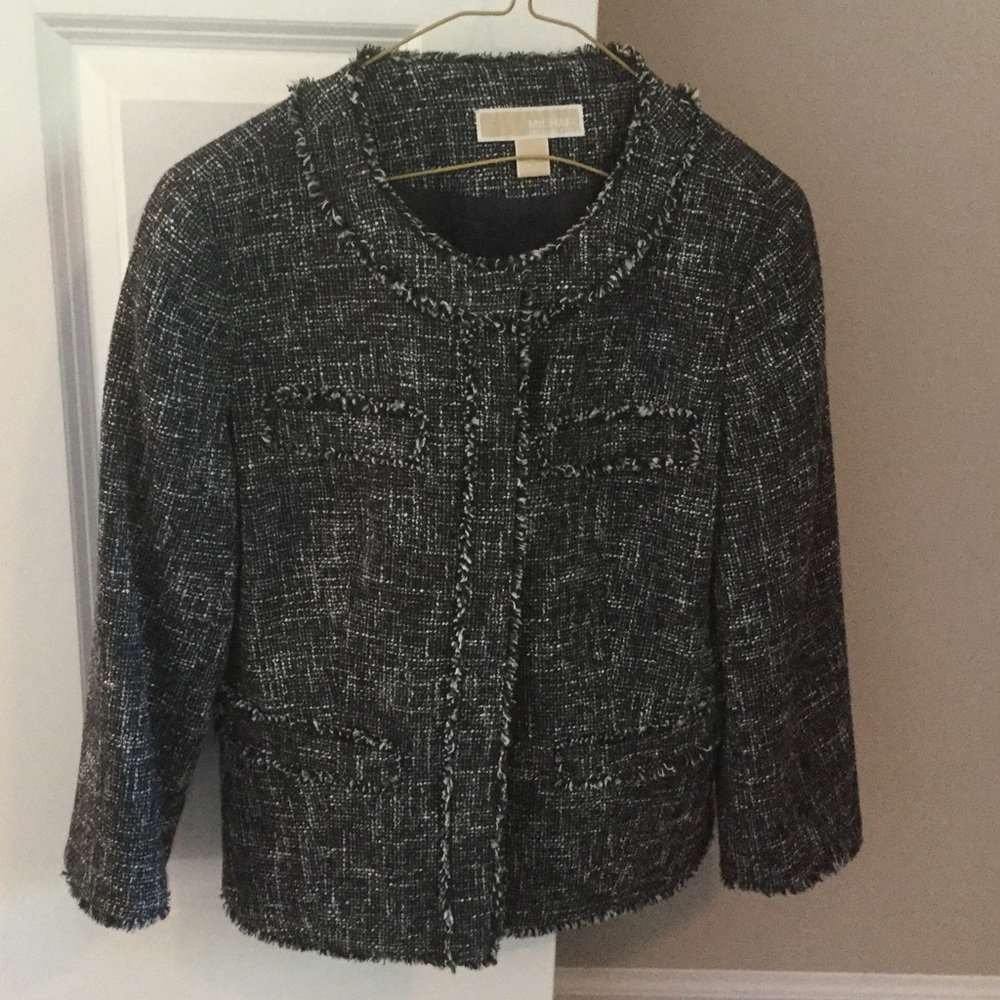 Michael Kohl's blue and white jacket