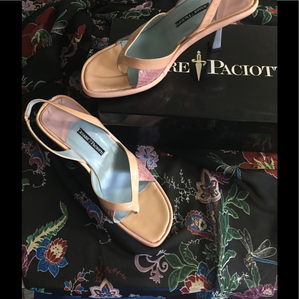 Cesare Paciotti split toe sandals