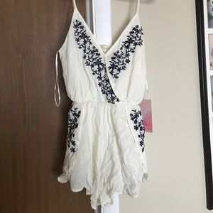 Ontheland Romper