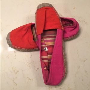 Beach shoes ready to walk the town..