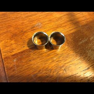 Silver 5"8 tunnels