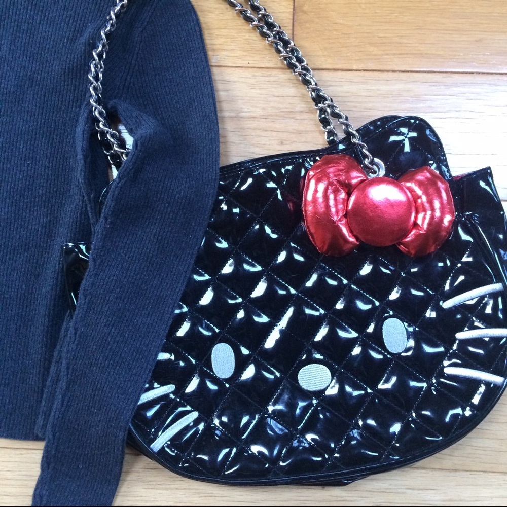 Hello kitty patent leather purse 👛