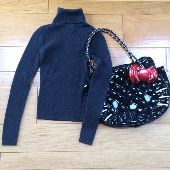 Hello kitty patent leather purse 👛 - Picture 2 of 5