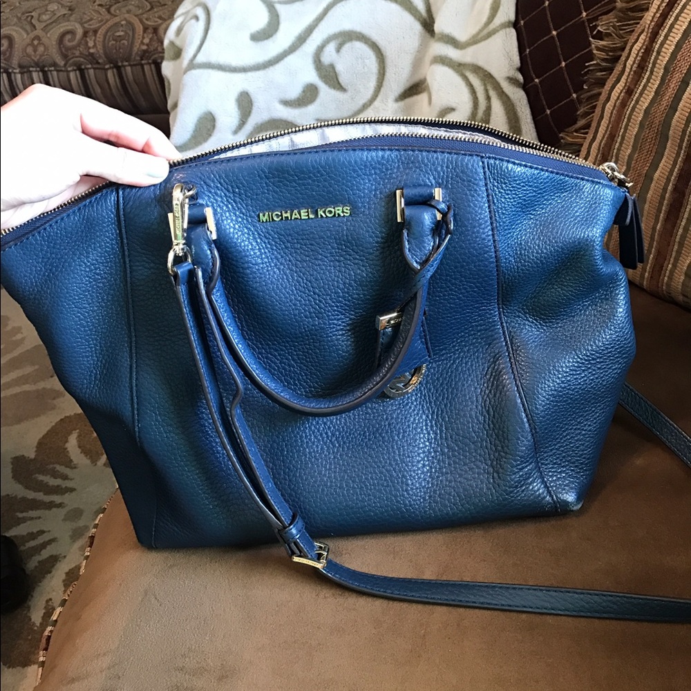 Navy Michael Kors bag