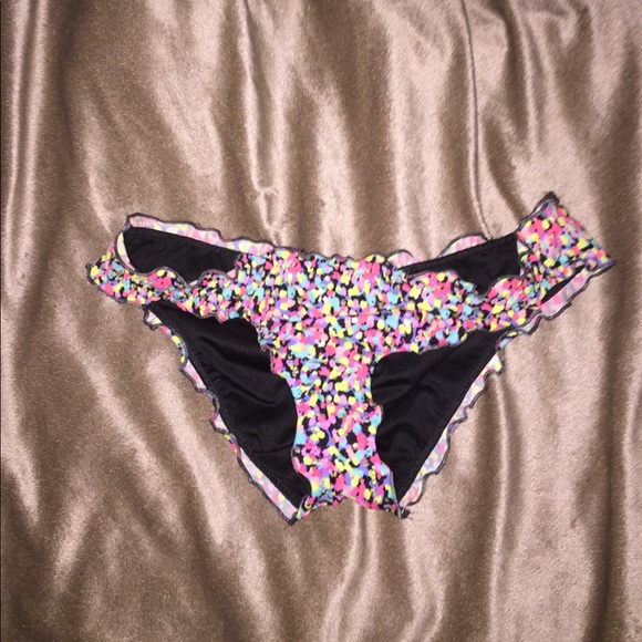 BATHING SUIT BOTTOM BUNDLE - Picture 6 of 6