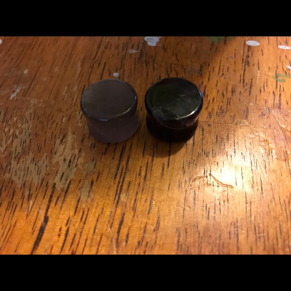 5"8 Amethyst plugs