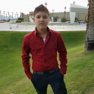 Meet your Posher, Jesus edgardo