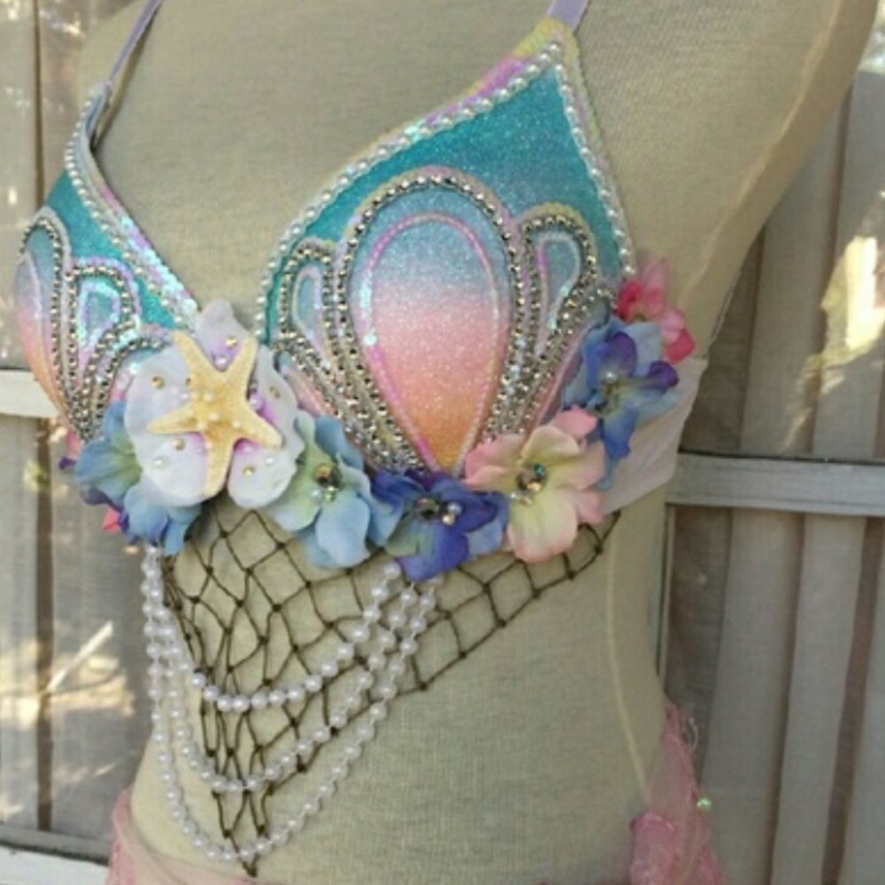 Mermaid rave bra 32DD or 34D