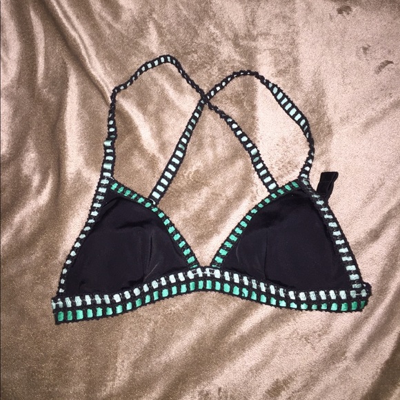 BATHING SUIT TOP BUNDLE - Picture 4 of 4