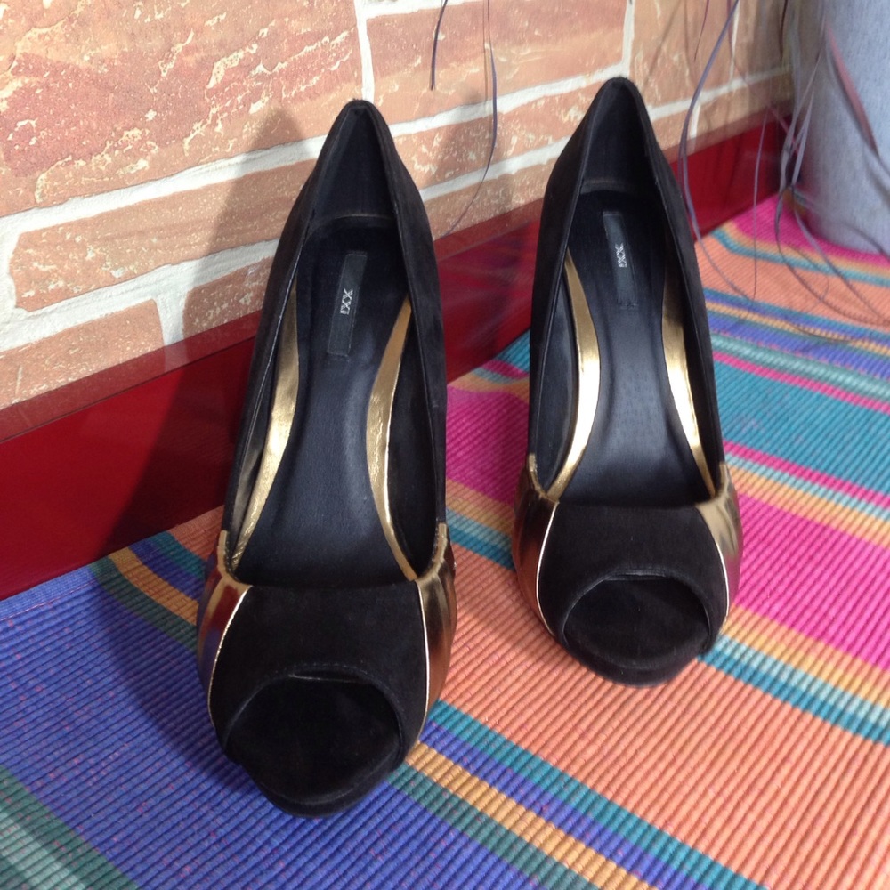 XXI Suede Platform  Heels shoes Sz 7