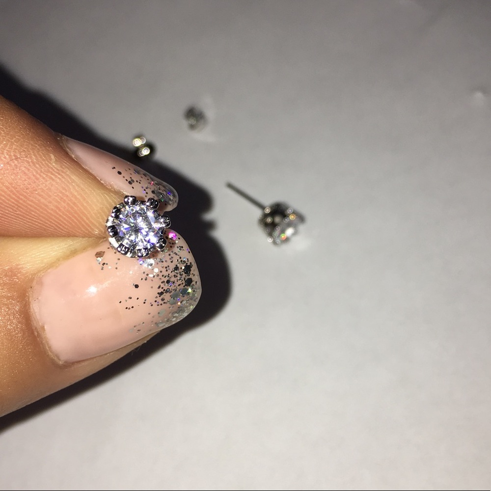 Queen crown cubic zirconia earings