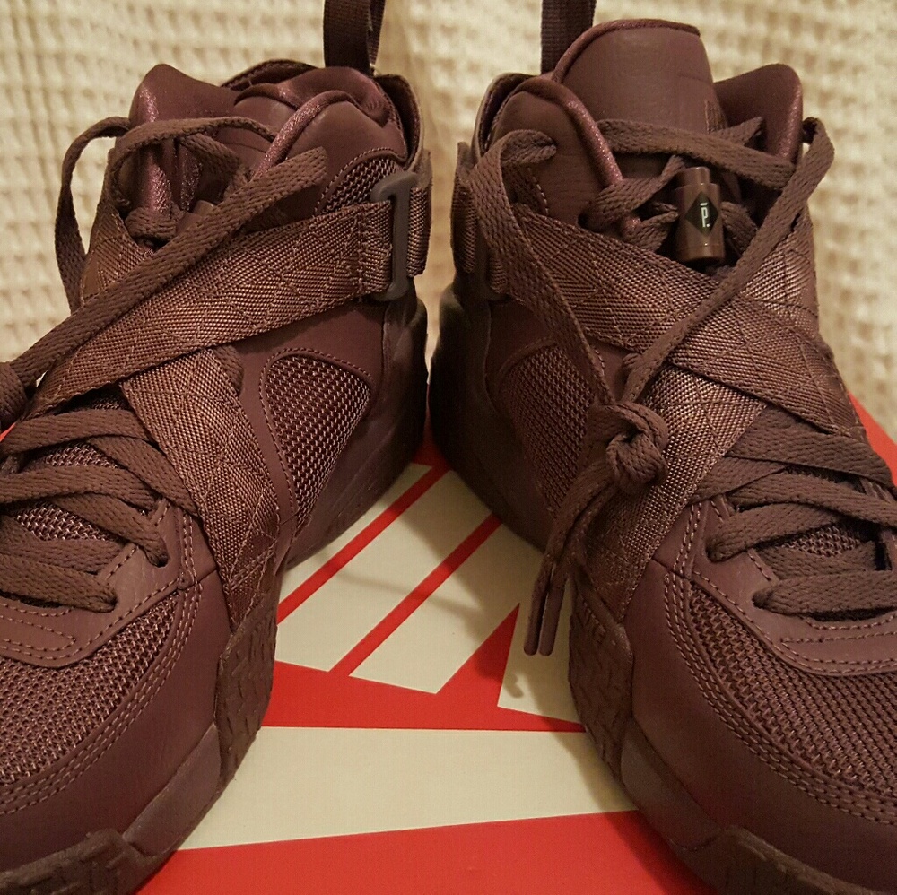 Nike + Pigalle Air Raid