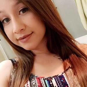 Meet your Posher, Daniela