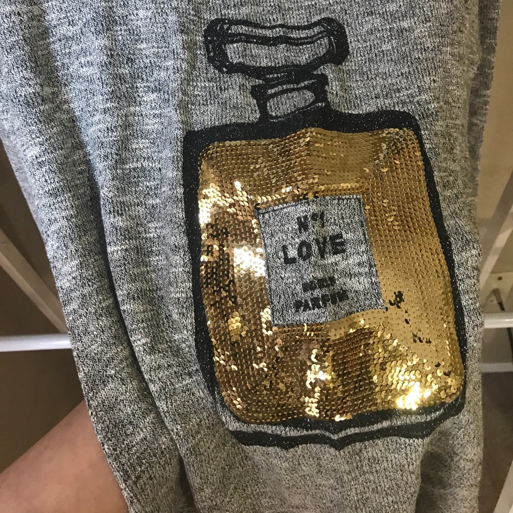 Number 1 love perfume thin sweater