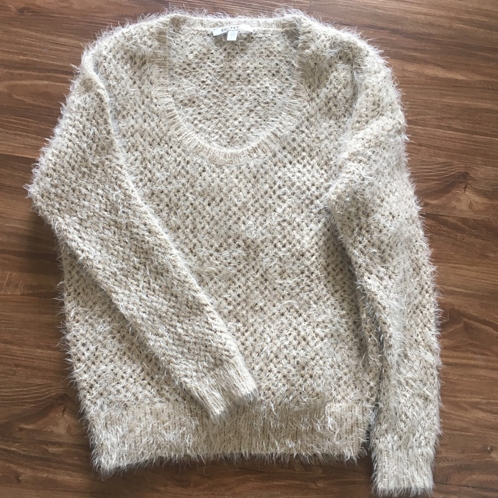 DKNYC Comfy Knit Sweater