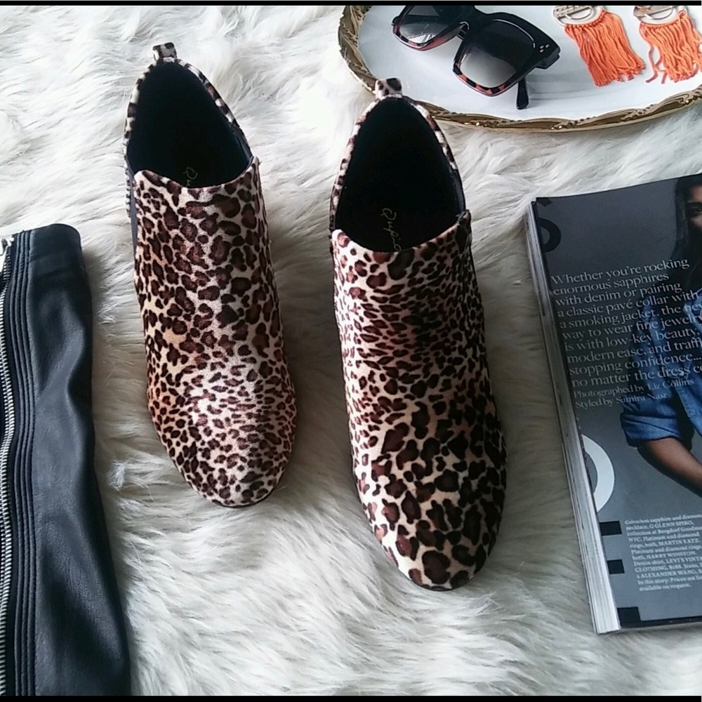 //The Sahara//leopard velvet boogie - Picture 5 of 6