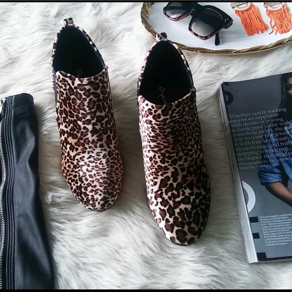 //The Sahara//leopard velvet boogie - Picture 5 of 6