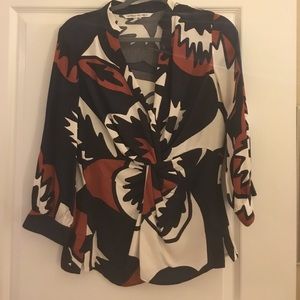 Front tie know Diane von Furstenberg blouse