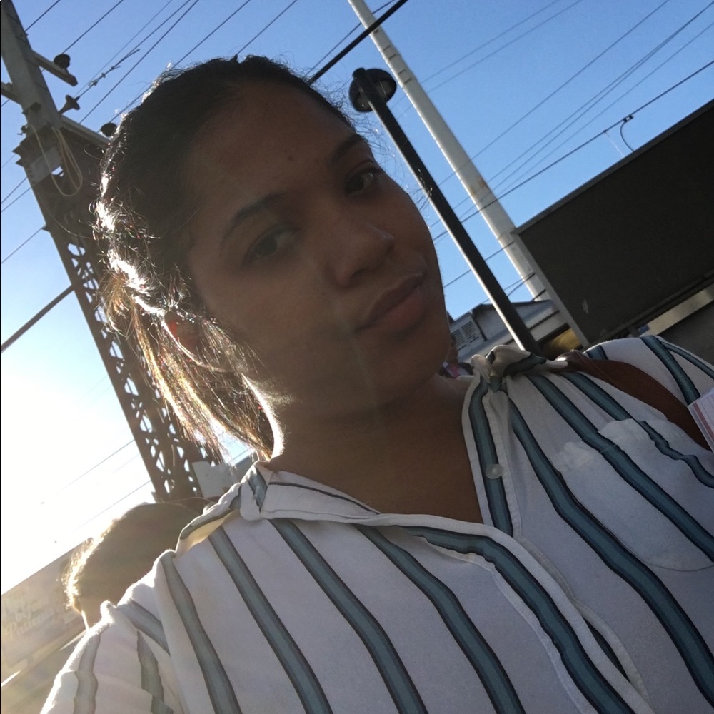 Meet your Posher, Stefany