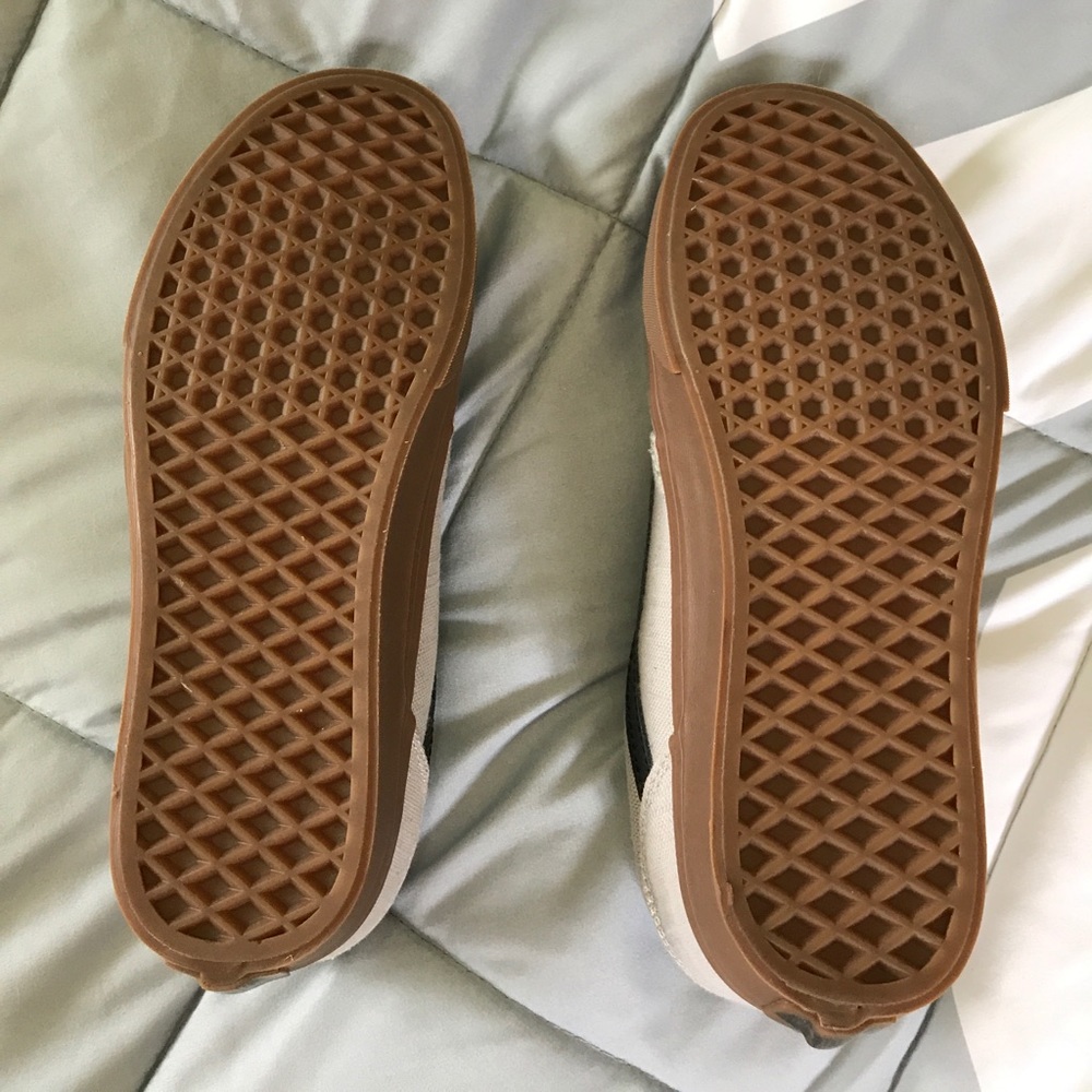 ๐ฃ Gray & Gum VANS ๐ฃ - Picture 6 of 8