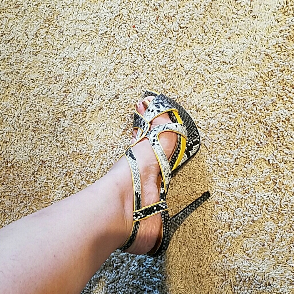 Platform sandal