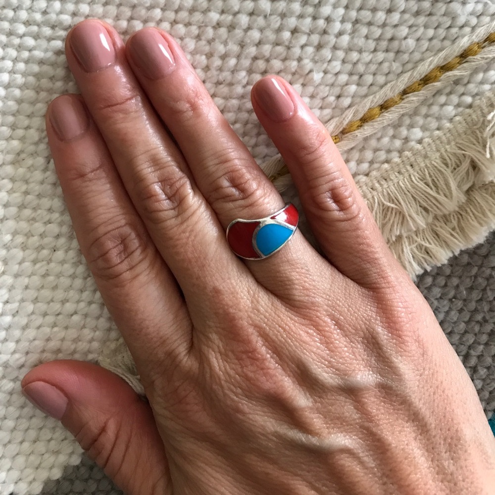 Sterling silver ring w/Enamel Fill
