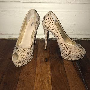 Nude peep toe heels