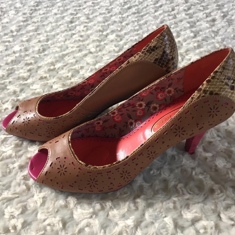 Poetic Licence Dilly Dally peep toe heels - Picture 2 of 6