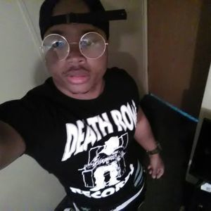 Meet your Posher, James