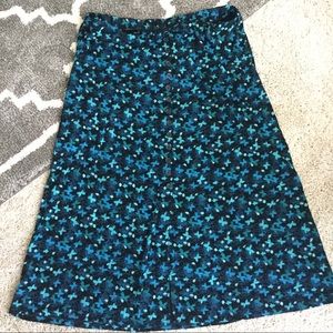Sharon Anthony Skirts - Stretchy Floral Skirt w/Decorative Buttons Sharon Anthony Skirts - Stretchy Floral Skirt w/Decorative Buttons
