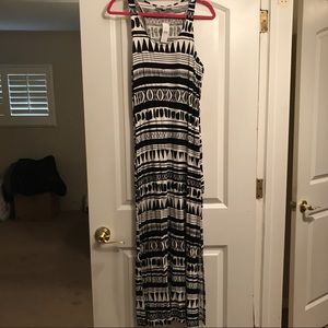 Maxi dress with slit