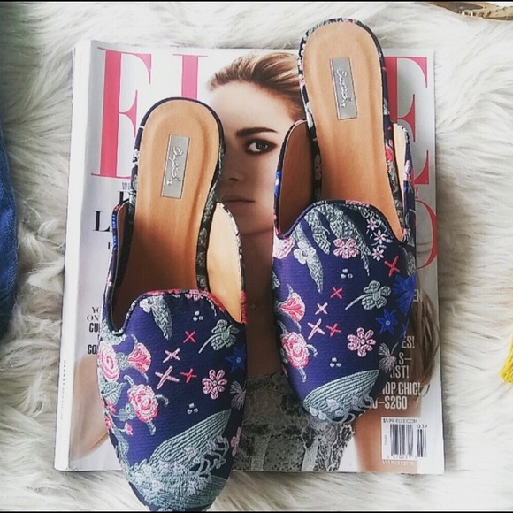 Shoes - //The Lori// satin embroidery mule flats