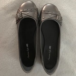 American Eagle Ballet Flats! Never worn! Size 6.5