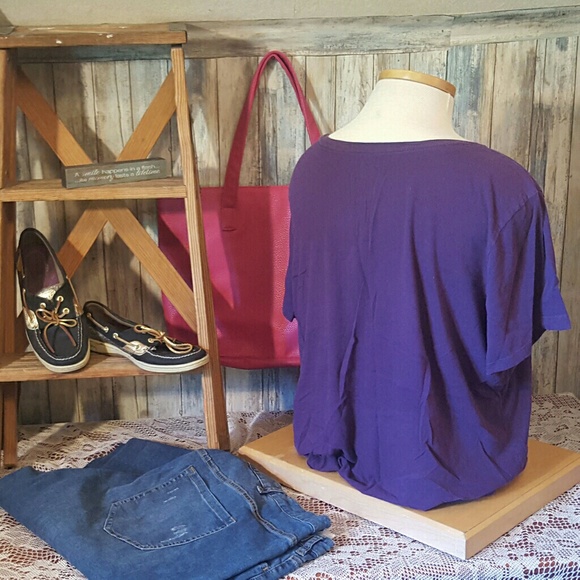 Fashion Bug t-shirt - Picture 3 of 4