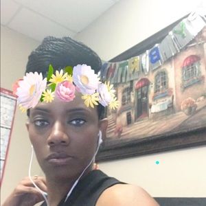 Meet your Posher, Stacy