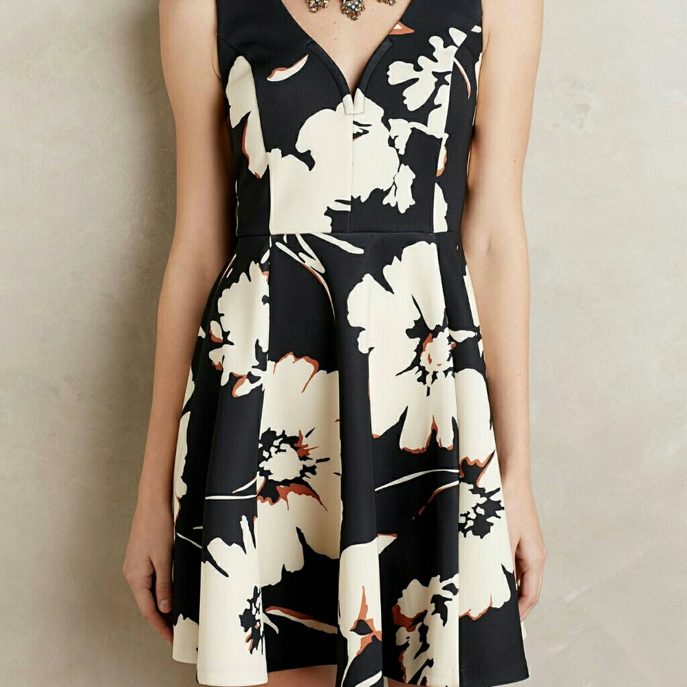 **Flash sale - weekend only**Maeve for Anthro Amor
