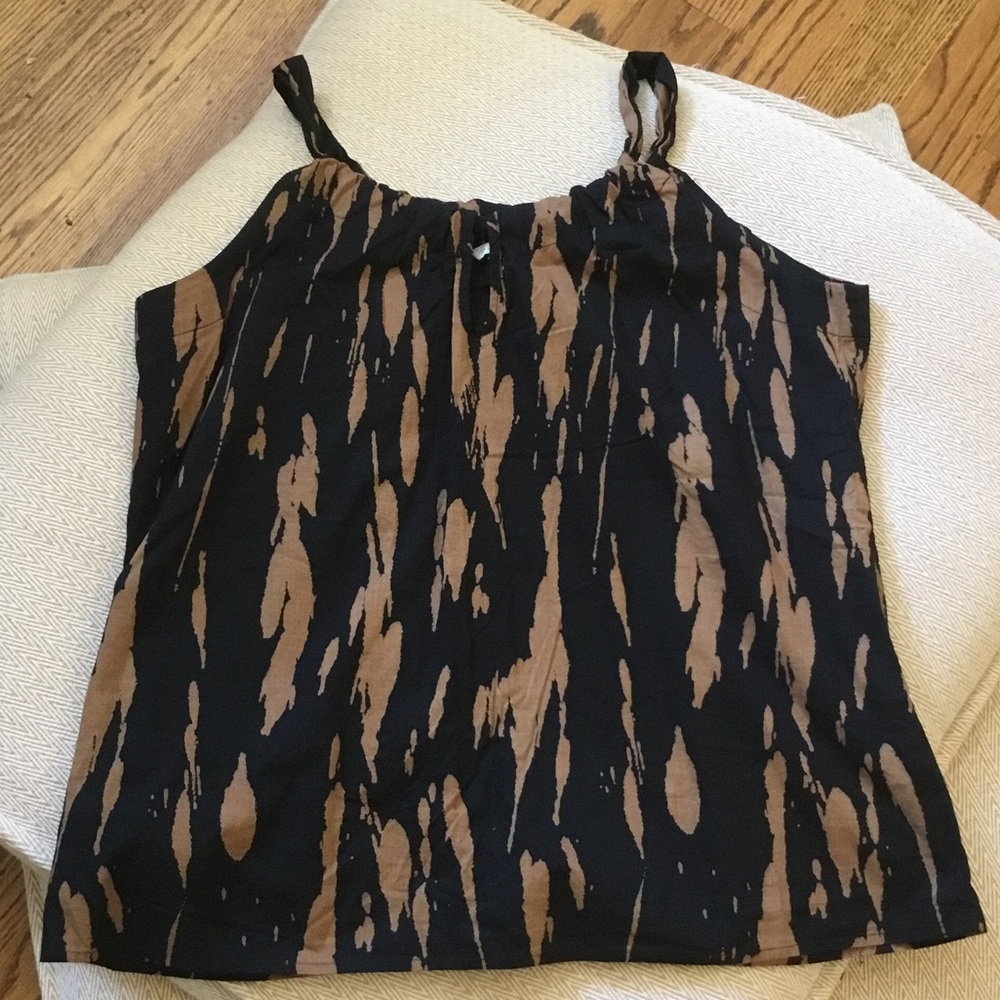 Old navy sleeveless cotton blouse